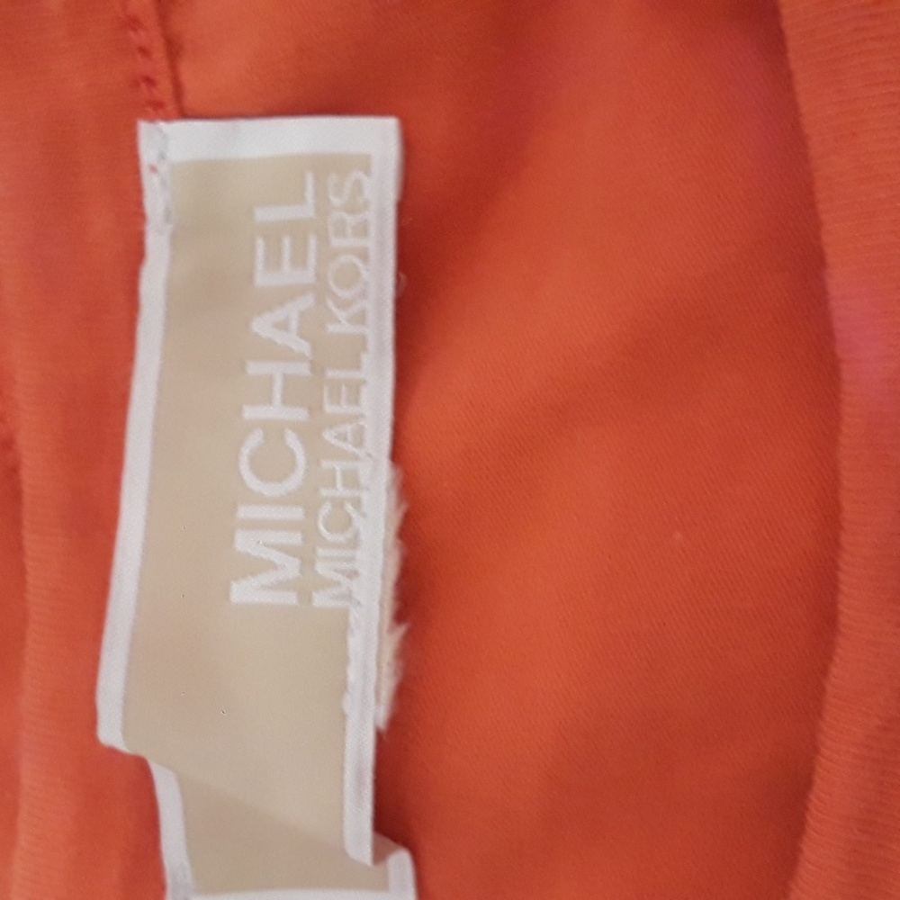 🌴3/$10 Michael Kors T - Picture 3 of 5